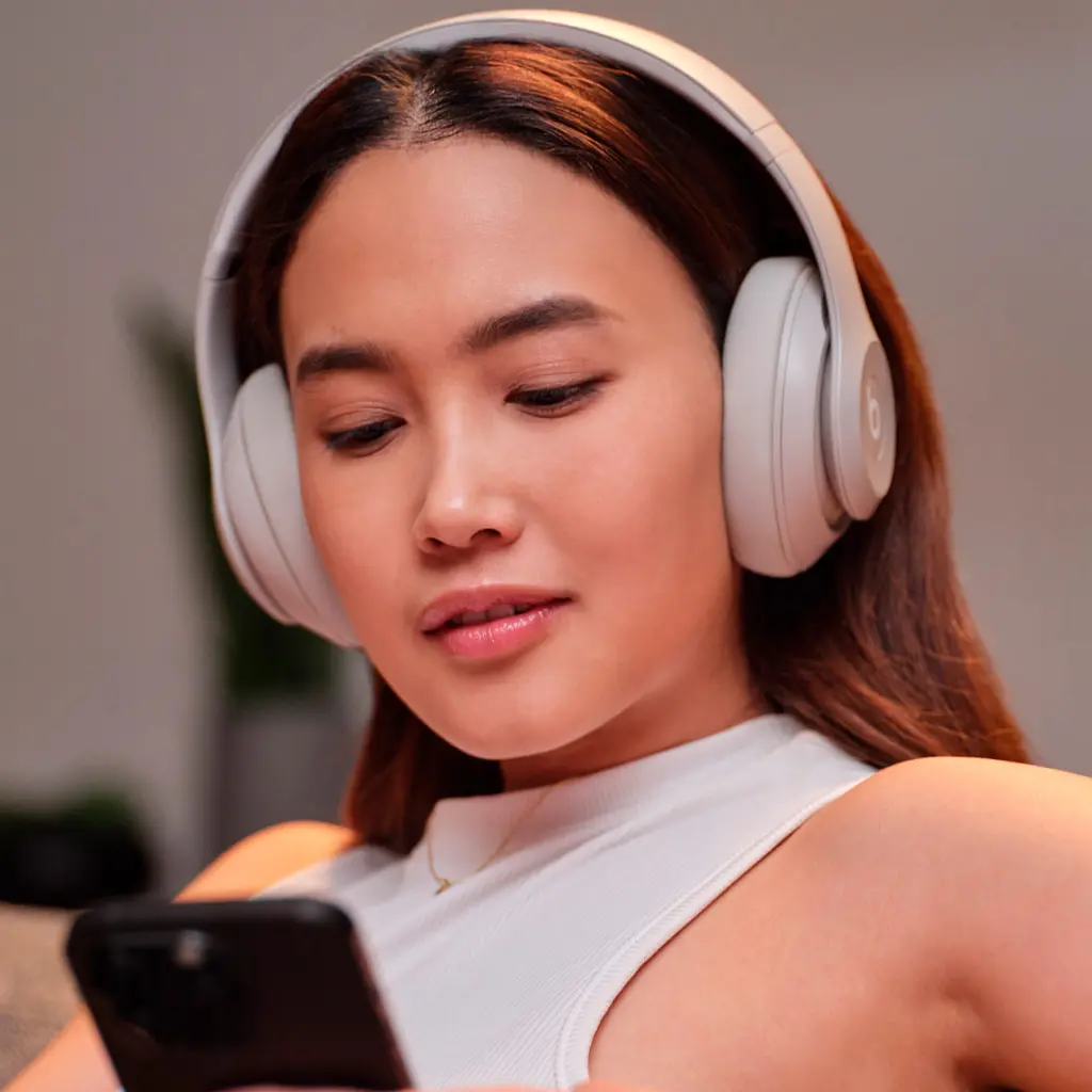 Наушники беспроводные Beats Studio Pro Matte White (MC2P4) стереогарнитура матовая белая - фото 6