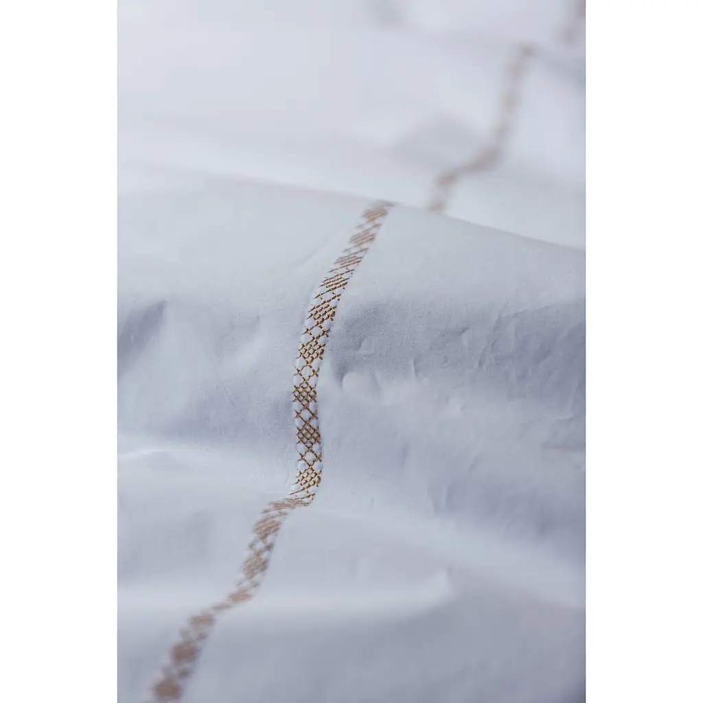 Комплект постельного белья Ecotton Premium евро перкаль вышивка с бежевым кантом (25144) - фото 8