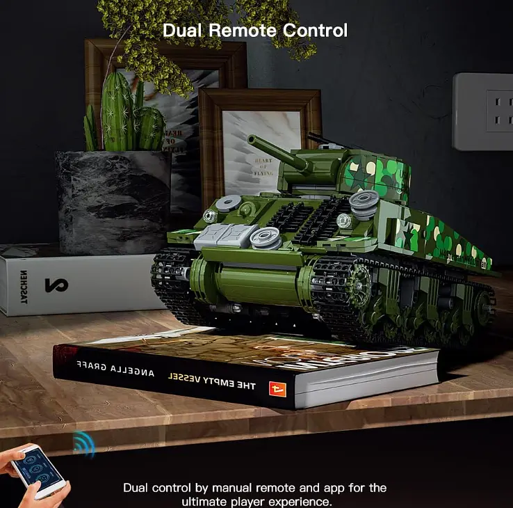 Конструктор танк на радиоуправлении Mould King M4 Sherman Tank  Technik военная техника для взрослых и детей 950 деталей - фото 6