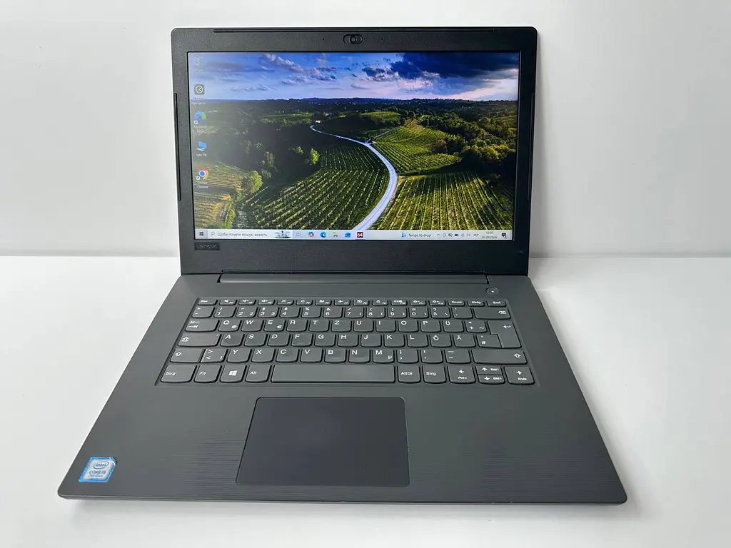 Ноутбук Lenovo IdeaPad V130-14IKB 14" (i5-7200U / 8GB / SSD 256GB / 1920x1080) б/в - фото 2
