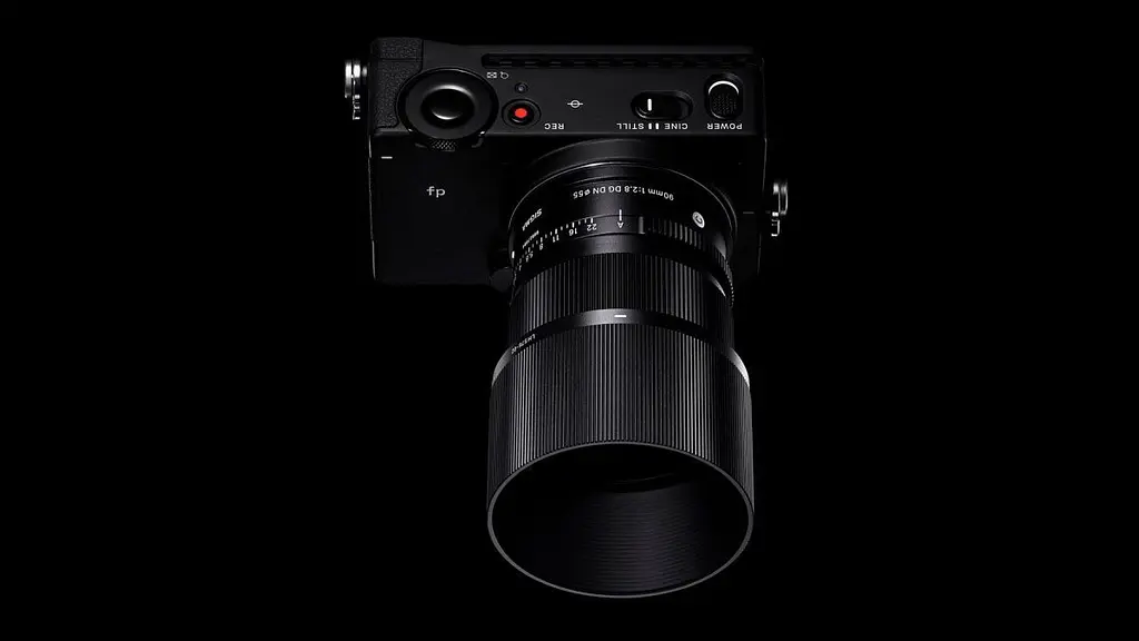 Об'єктив Sigma AF 90mm f/2.8 DG DN Contemporary Sony E (00-85126-26165-8) [88487] - фото 4