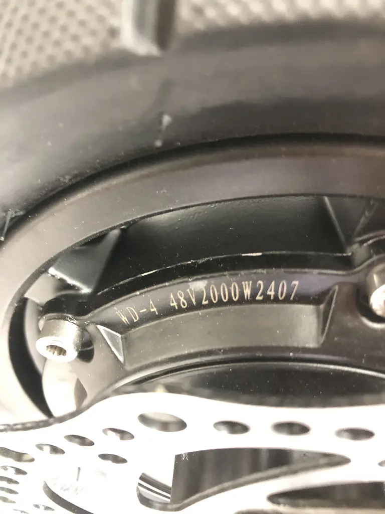 Електросамокат із сидінням KugooKirin M4 PRO Exclusive (2000W, 48V, 21Ah) - фото 15