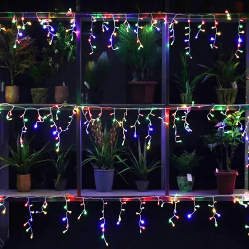 Гірлянда ColorWay Бахрома 3мx0.6м 100Led IP20 кольорова (CW-GF-100L36VMC) - фото 3