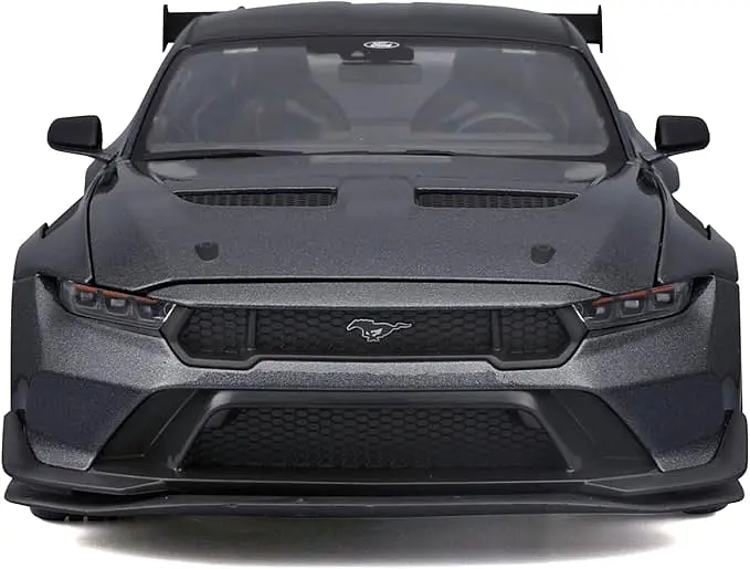 Машинка іграшкова Maisto 2025 Ford Mustang GTD, масштаб 1:18 (31468 met.grey) - фото 3