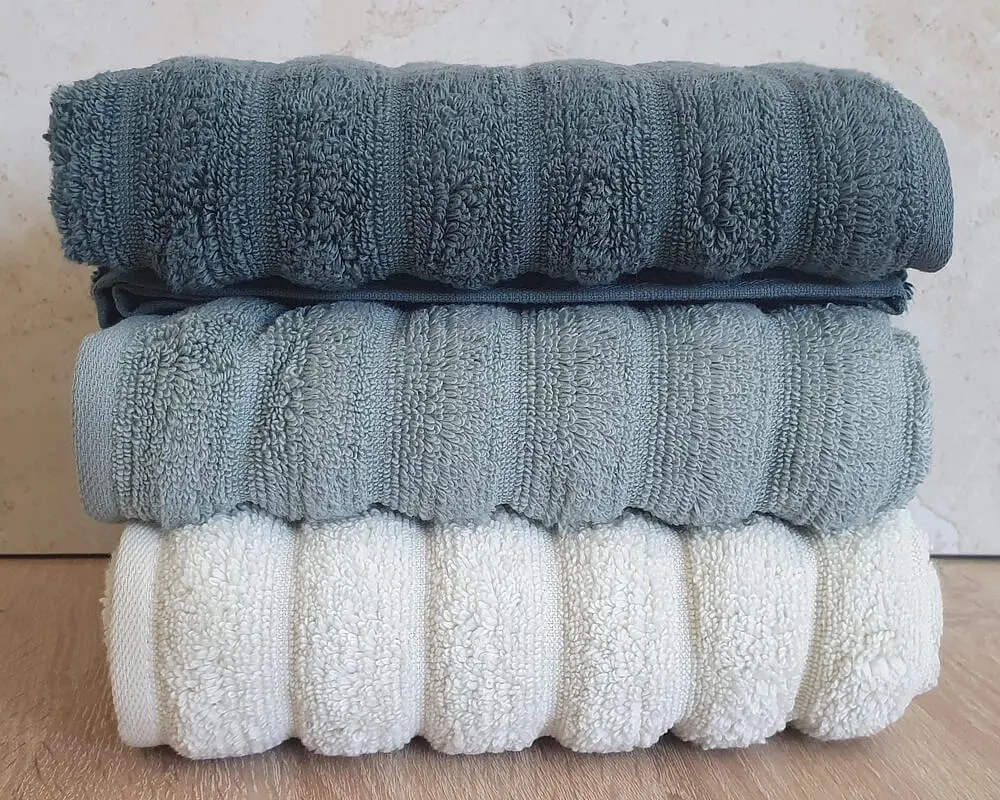 Набір турецьких махрових рушників Cestepe MicroCotton Premium 3 штуки 50x90 Ezgi 6 щільність 600 г/м2 - фото 3