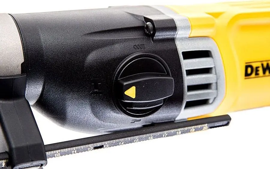 Перфоратор DeWalt D25144K [94643] - фото 6