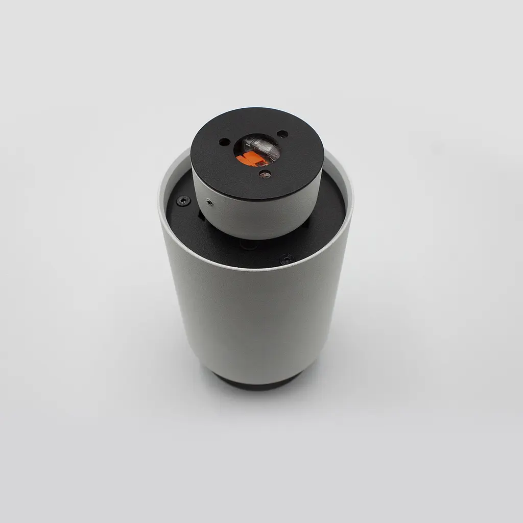 Накладний світильник Skarlat RSLC78015 15W WH+BK 3000K - фото 4
