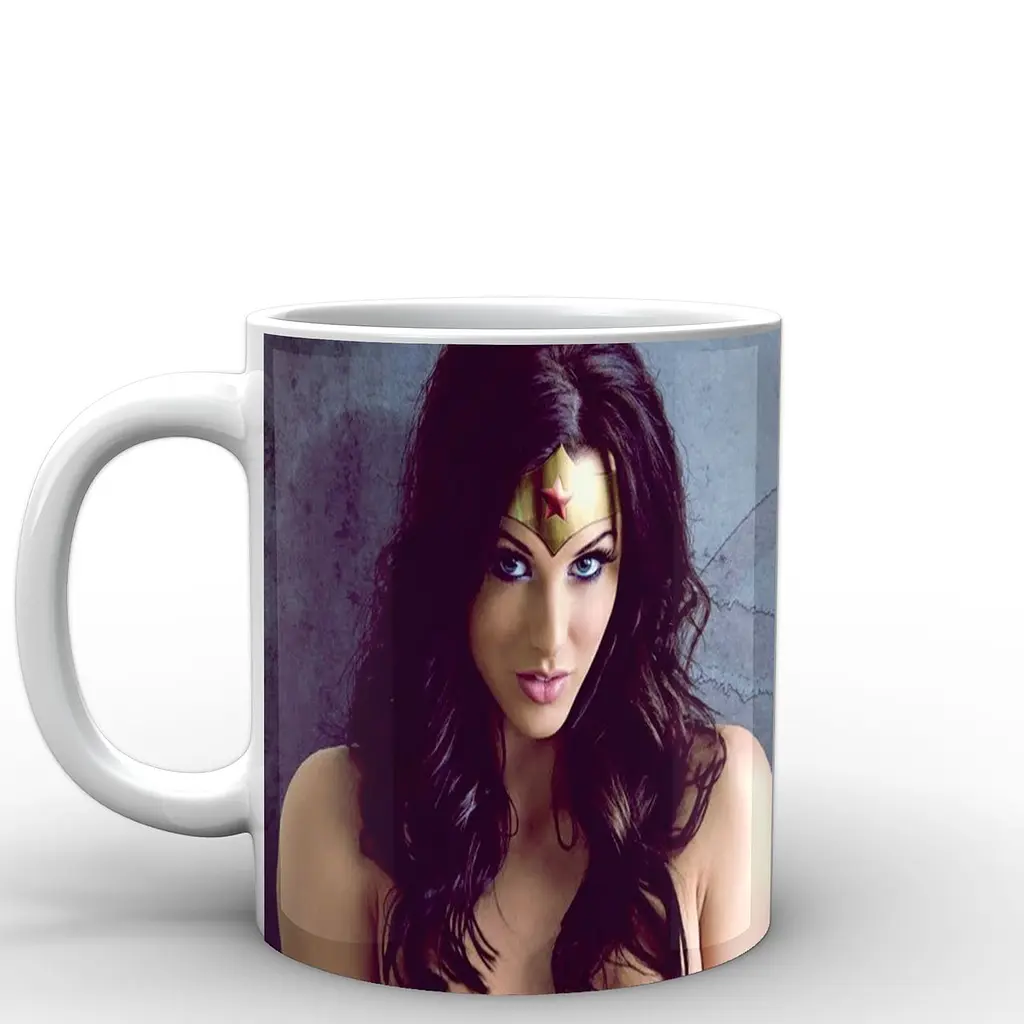 Кухоль GeekLand Чудо-Жінка Wonder Woman на сірому фоні WW.02.017 330 мл білий - фото 2