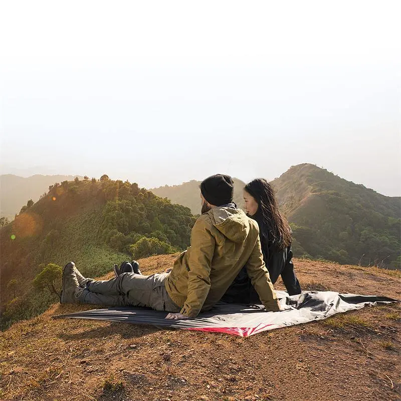Килимок для пікніка водостійкий надлегкий Naturehike Moisture Picnic Mat NH17D050-B, 145x200 см, чорний - фото 2