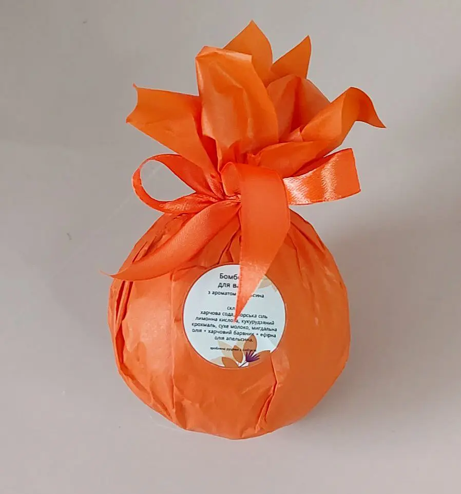 Бомбочка для ванни Svich Shop Iren Osadcha Аромат апельсина 180 г - фото 2