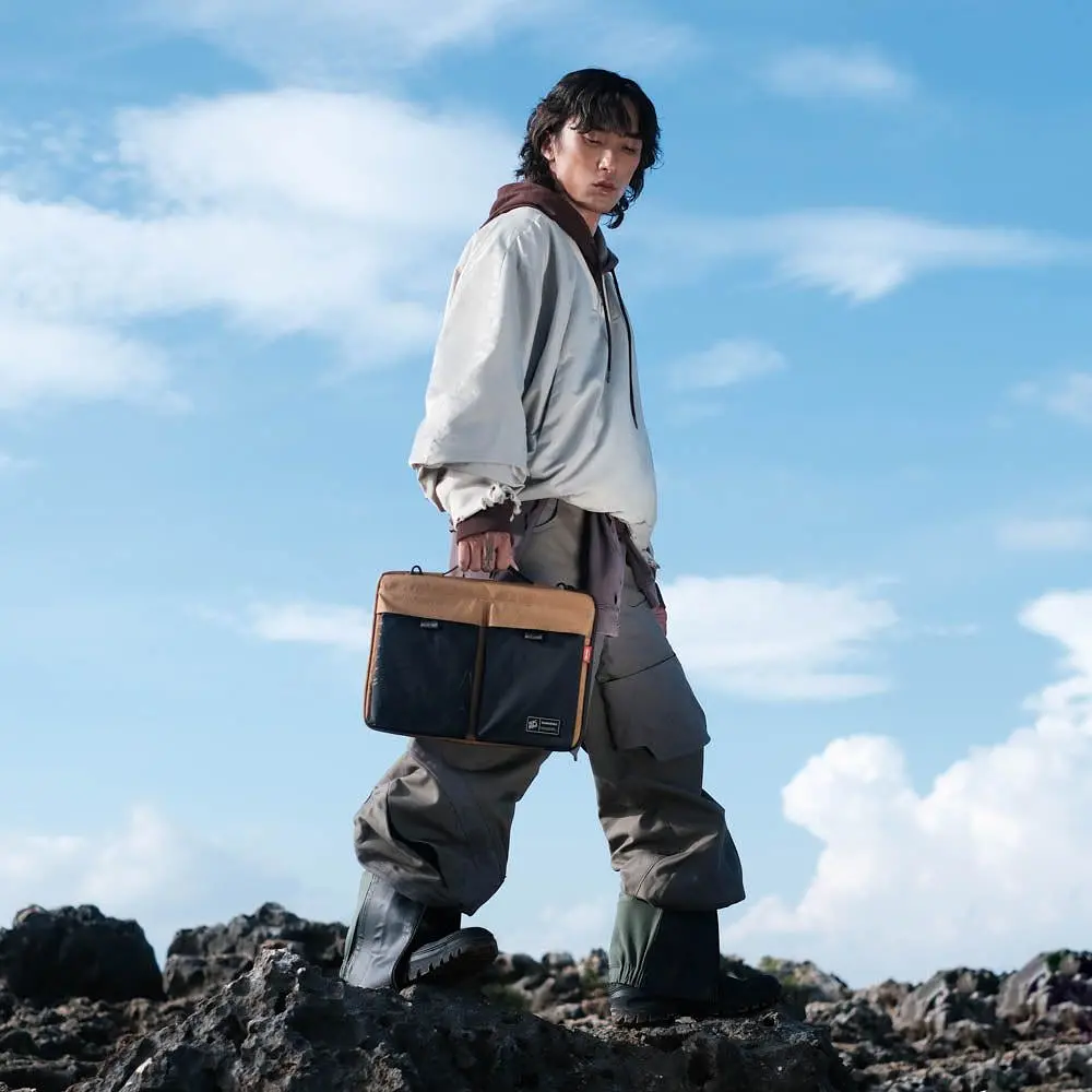 Сумка для ноутбука Skinarma Jager 14" коричнева (SK-LAPTOP14-JAGER-BWN) [175205] - фото 4