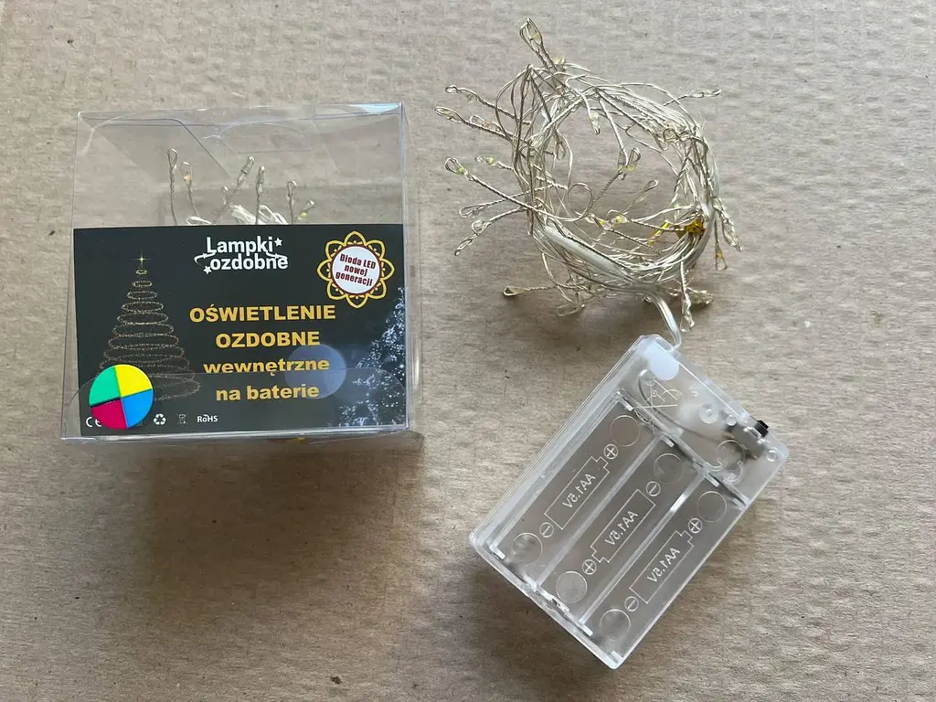 Світлодіодна гірлянда крапля нитка LTL довжина 2,5 м 25led батареї різнокольорова RGB - фото 3