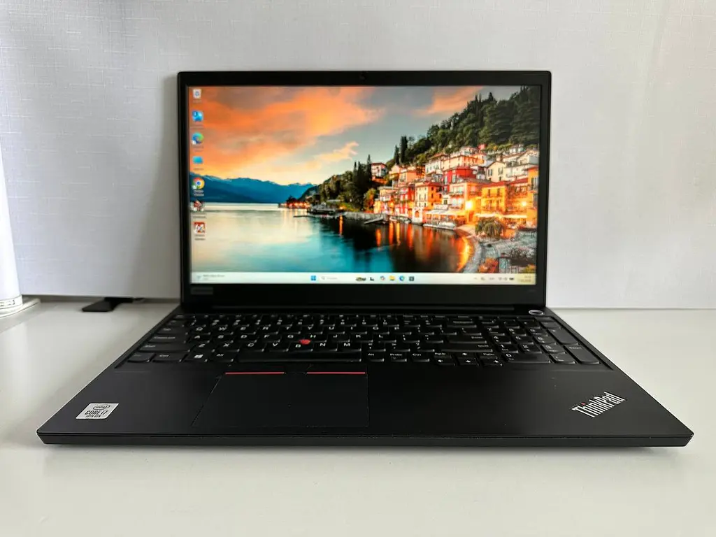 Ноутбук Lenovo Thinkpad E15 Gen 1 15.6" (i7-10510U / 8GB / SSD 256GB / 1920x1080 IPS) б/у - фото 2