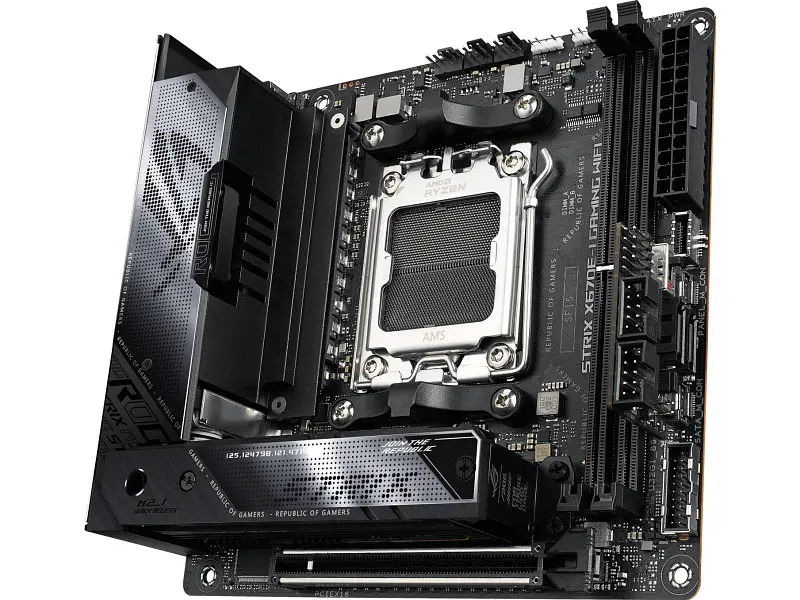 Материнська плата Asus ROG STRIX X670E-I GAMING WIFI (90MB1B70-M0EAY0) - фото 3