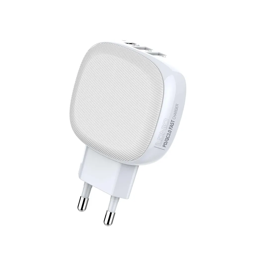 Блок зарядки Android UCB-C турбо скорость 28.5 w 3 порта - фото 2