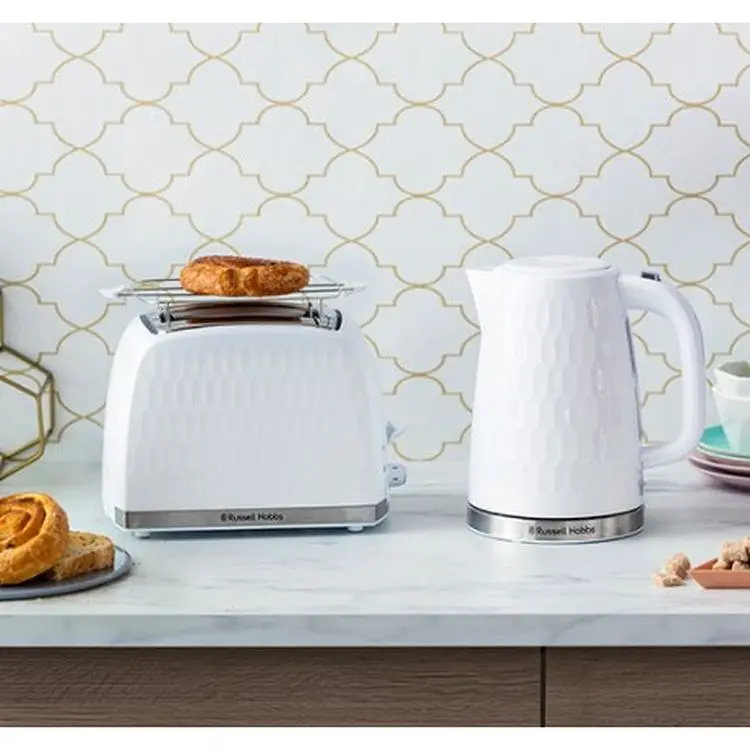 Электрочайник Russell Hobbs Honeycomb 1.7 л белый (26050-70) - фото 4