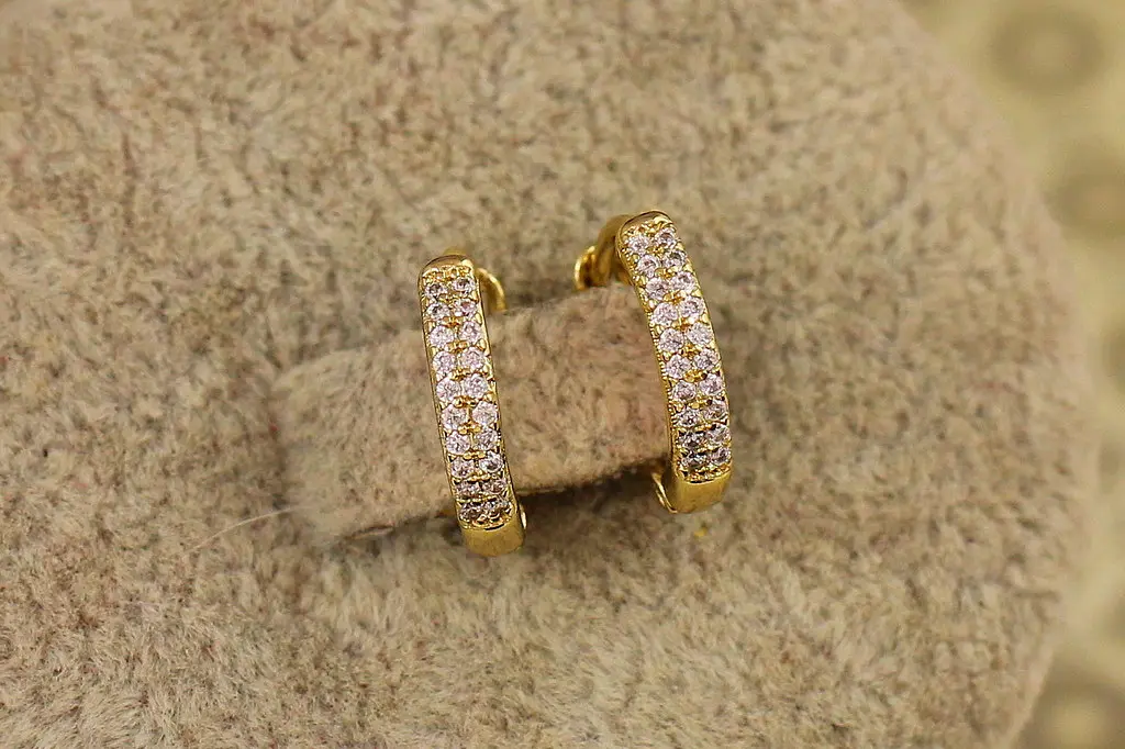 Сережки кільця Xuping Jewelry з камінням в 2 ряди 1,3 см лимонні