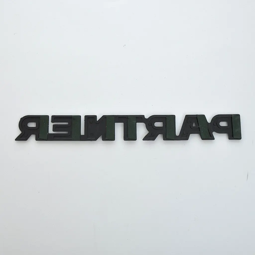 Емблема буквене позначення Partner скотч 280 x 34 мм - фото 2