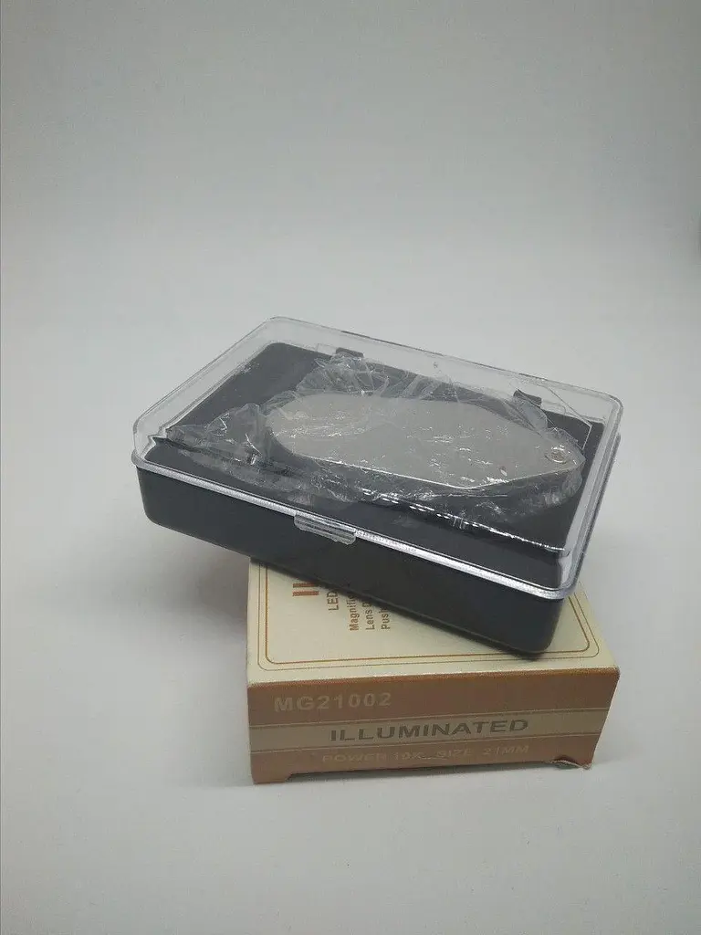 Ювелірна лупа 10X збільшення діаметр 21 мм Magnifier 21002 з Led-підсвіткою - фото 4