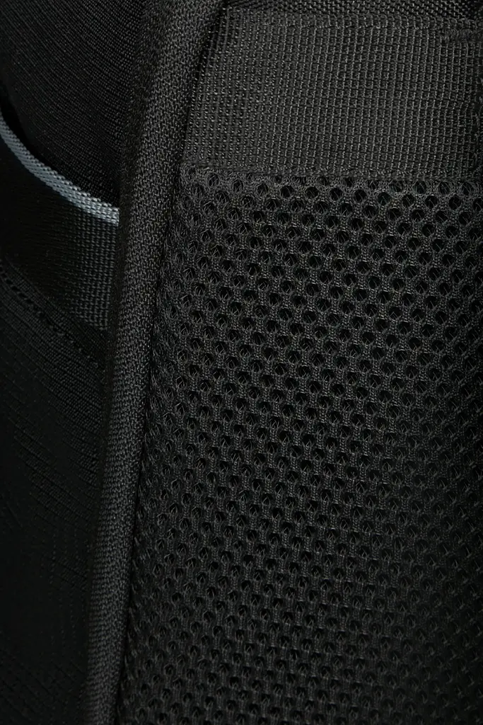 Рюкзак S/M 15.6" American Tourister TAKE2CABIN BLACK 40x30x20 91G*09009 - фото 10
