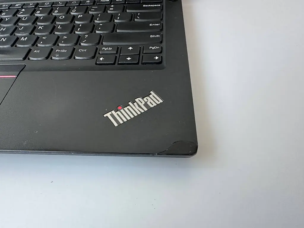 Ноутбук Lenovo ThinkPad E14 Gen 2 14" (i5-1135G7 / 8GB / SSD 256GB / 1920х1080 IPS) б/в - фото 3