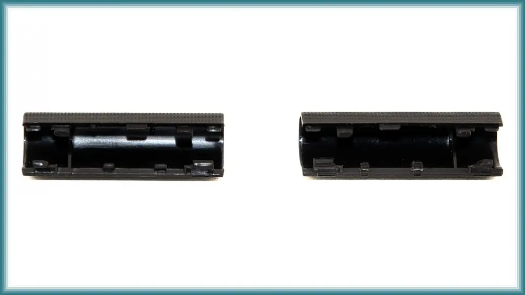 Кришка петель Dell Inspiron 3510 3511 3515 3520 3521 3525 Vostro 3510 3515 BLACK - фото 2