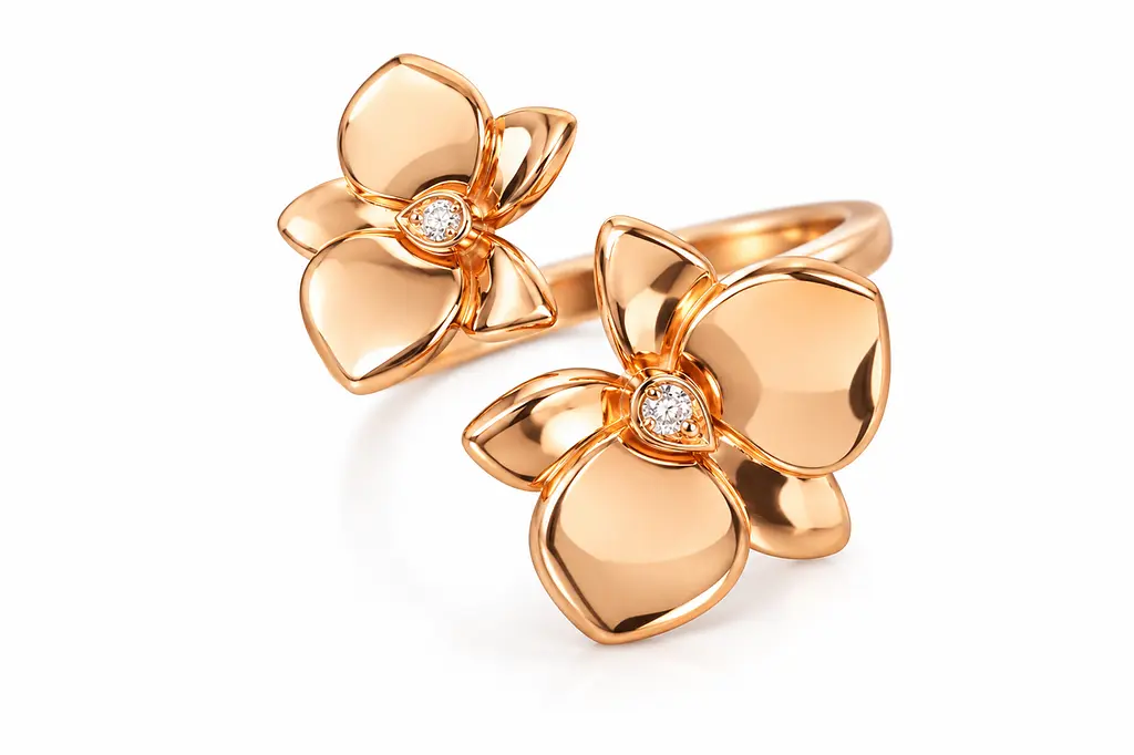 Золота жіноча каблучка Jewellery Continent "Квіти" з діамантами 14.5 (К-0895)