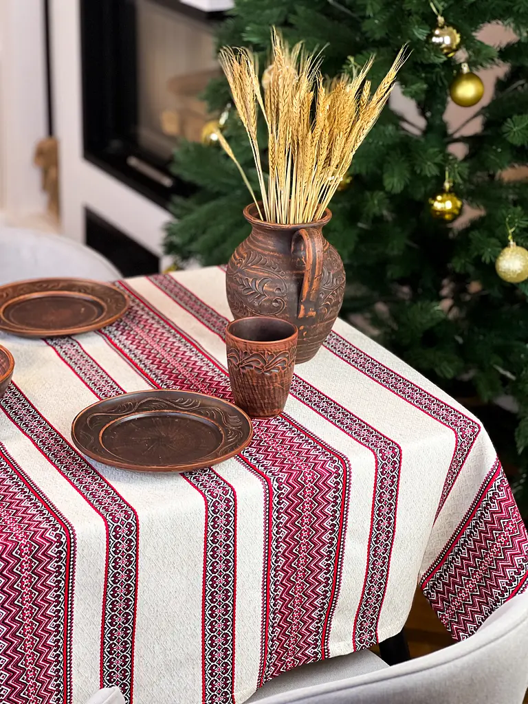 Льняная скатерть рождественская с украинским орнаментом "Рандеву красный" - 150х110 см - фото 17