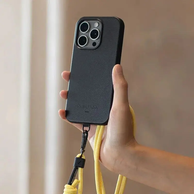 Чохол-накладка Native Union Active Case Black для iPhone 16 Pro (ACTCSE-BLK-NP24P) - фото 2
