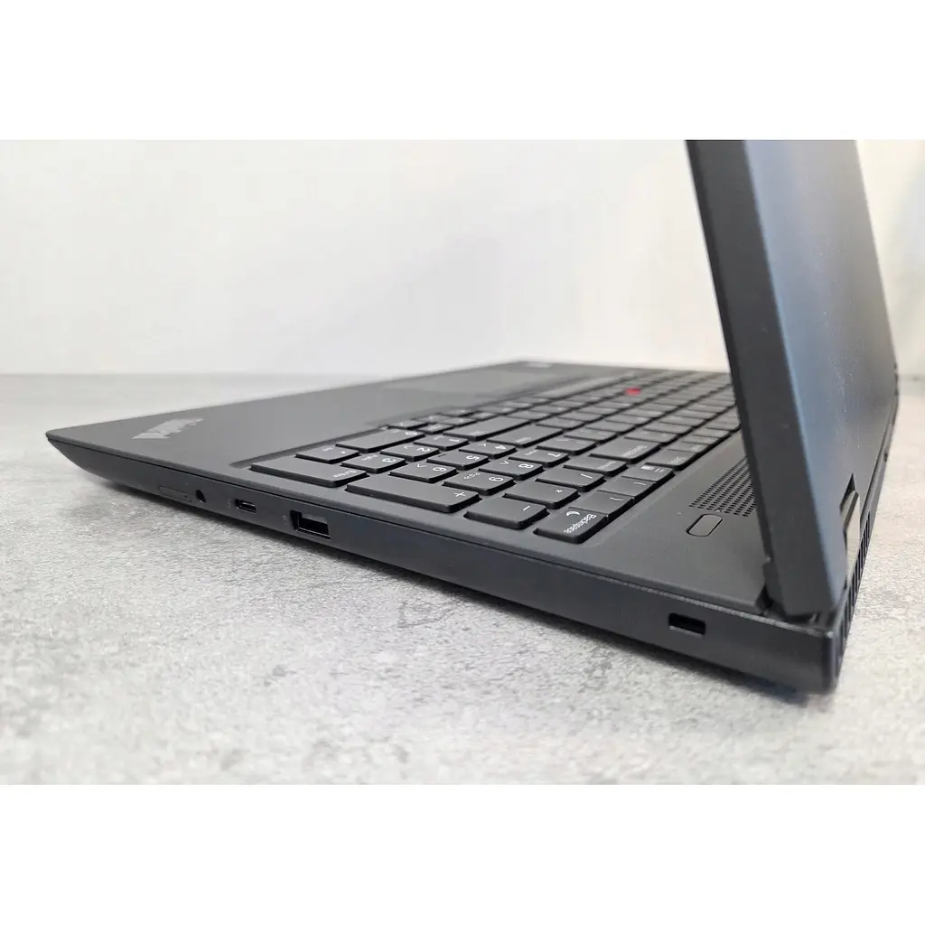 Ноутбук Lenovo ThinkPad P16v Gen 2, Ultra 7 155H, 64GB, 1TB, RTX 2000, Windows 11 Професійна - фото 10
