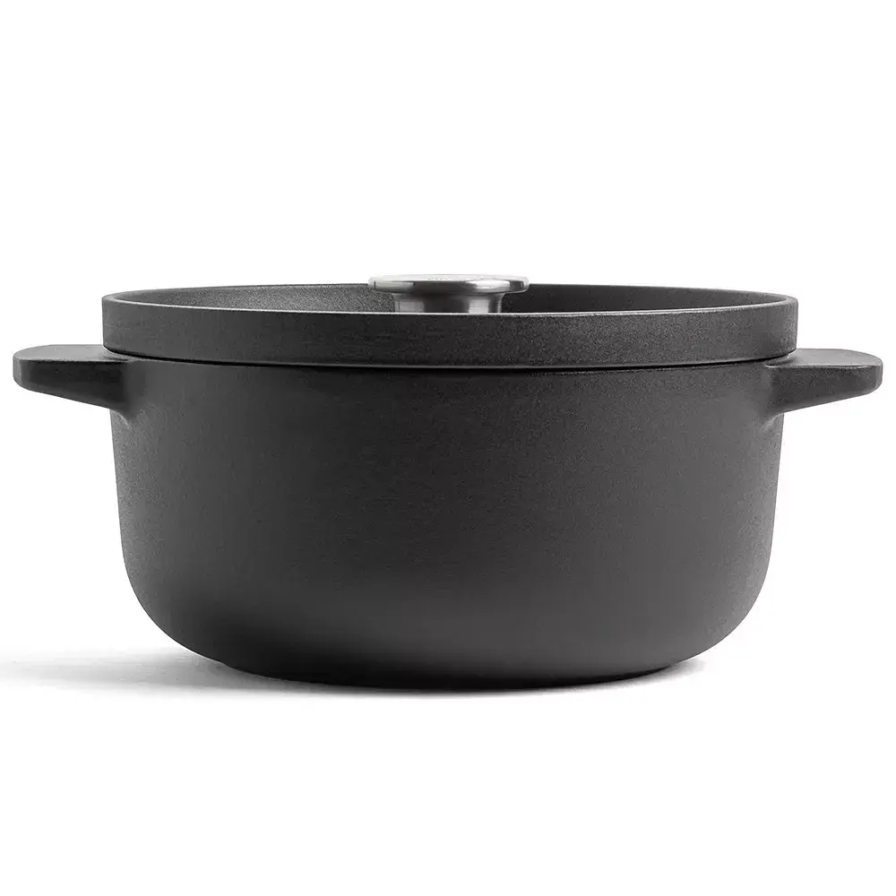 Каструля чавунна з кришкою KitchenAid Matte Oven-to-table, 22 см, 3,3 л, чорний (CC004899-001) - фото 2