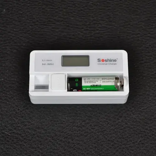 Зарядний пристрій для акумуляторів Soshine SC-S7 з LCD дисплеєм - фото 5