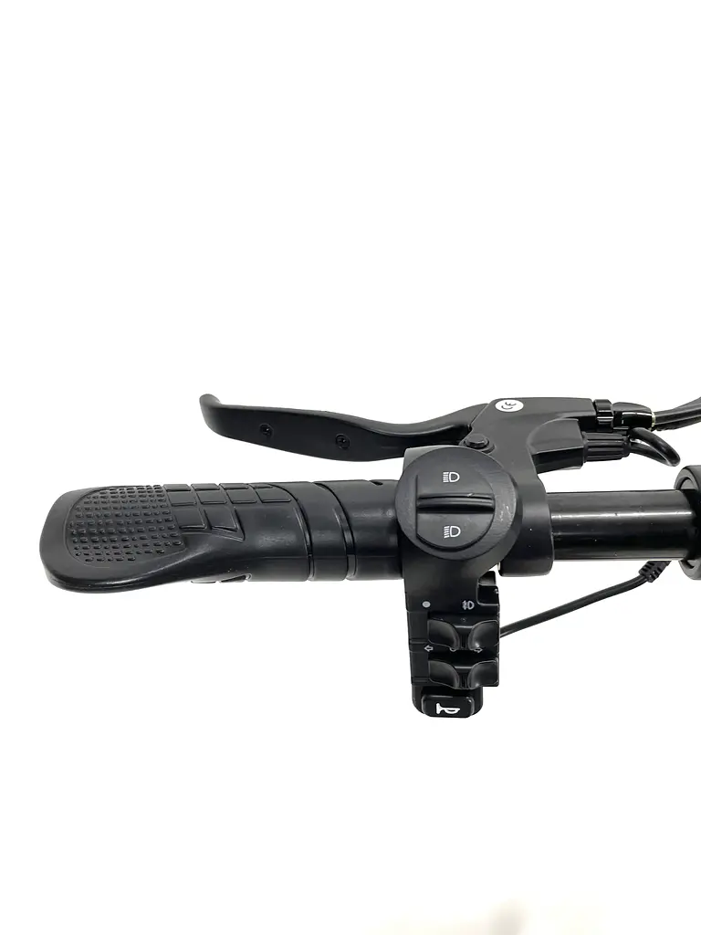 Двухмоторный электросамокат с сидением Tesla 50000 (5000W, 60V, 26Ah) - фото 3