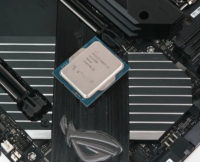 Процесор Intel Core i3 12100F 3.3GHz (12MB, Alder Lake, 60W, S1700) Tray (CM8071504651013) - фото 2