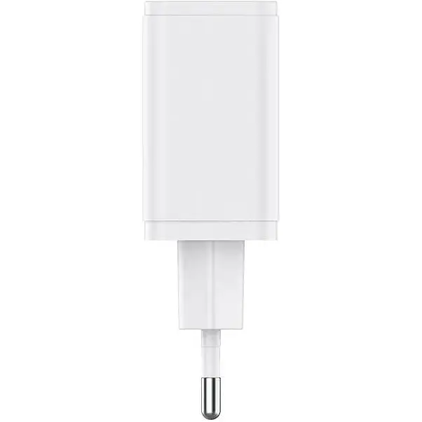 Зарядний пристрій Celebrat C-N5 2.4A 2USB + Type-C Cable White - фото 2