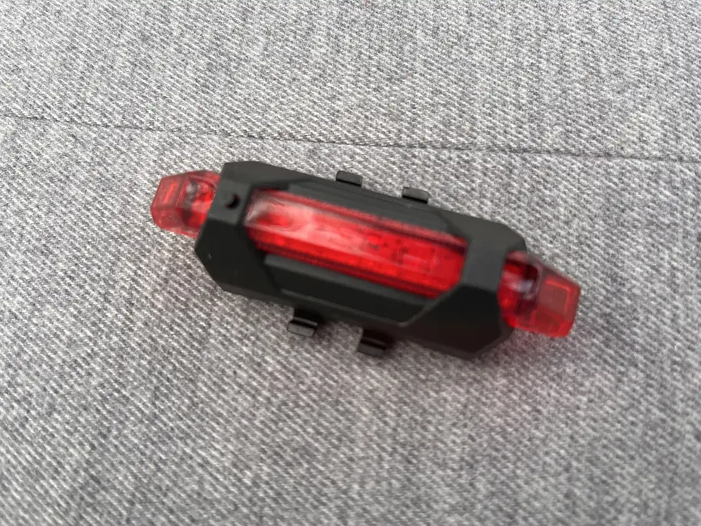 Вело фара передня та задня Bike Light 025 велосипедний акумуляторний ліхтар на велосипед з кріпленням - фото 8