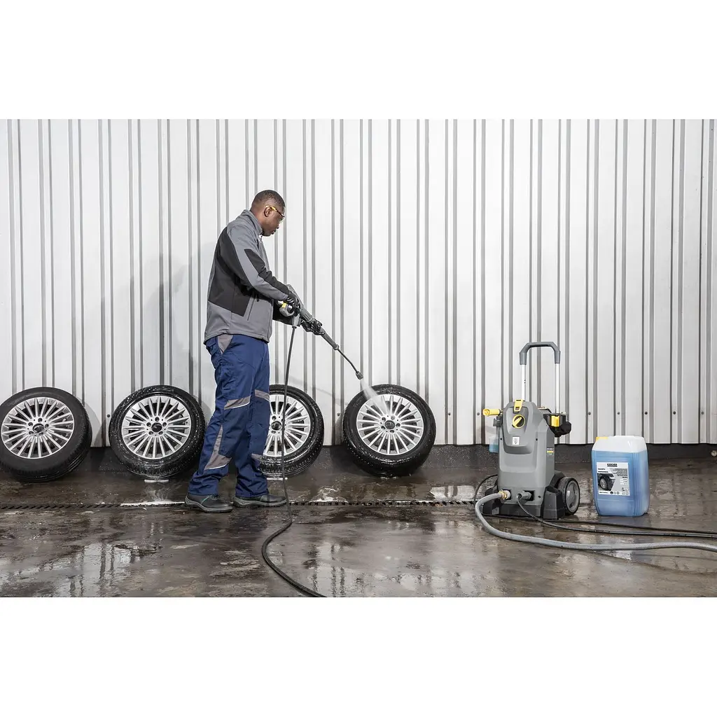 Апарат високого тиску Karcher HD 6/15 M (1.150-930.0) - фото 2