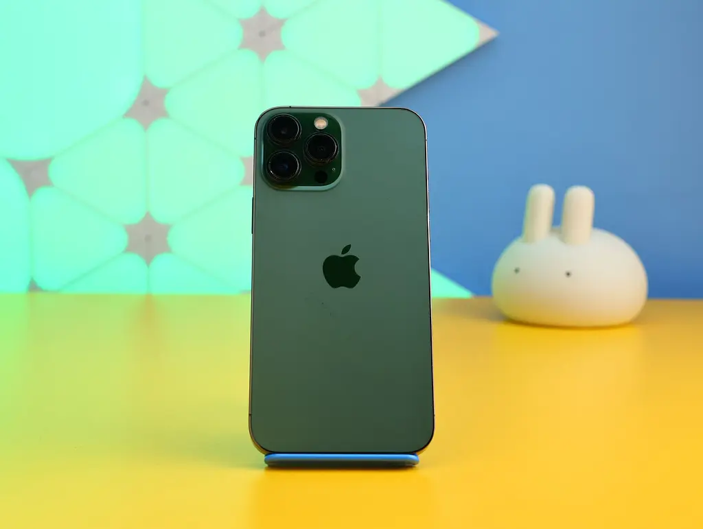 Смартфон Apple iPhone 13 Pro Max 1TB Alpine Green (MNCT3) Б/В [156264] - фото 6
