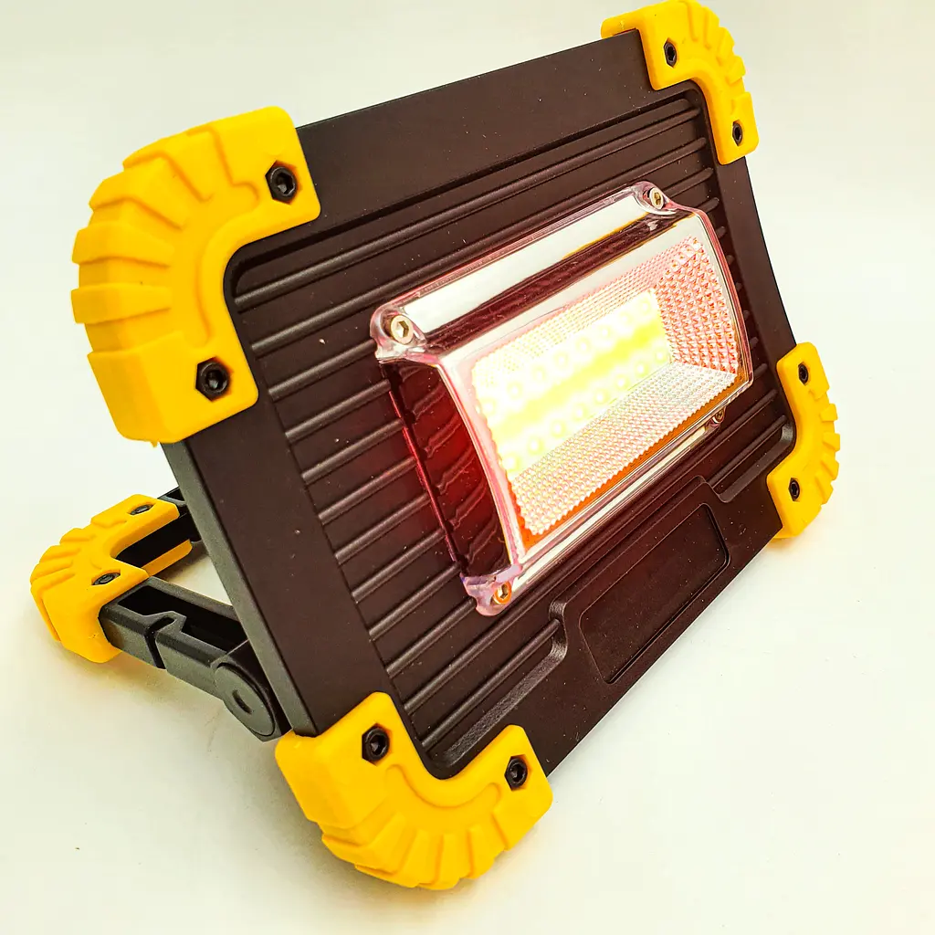 LED Прожектор акумуляторний COB 20Вт світлодіодний ліхтар 5 режимів з функцією Power Bank UKC 811 - фото 8