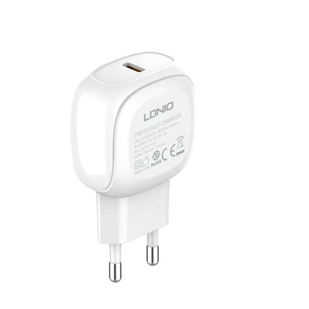 Сетевое зарядное устройство для Ldnio A1206C Type-C PD 27W белый + кабель Type-C to Lightning - фото 5