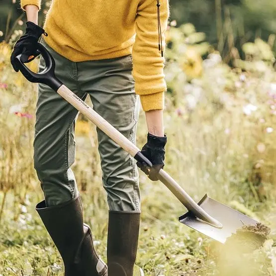 Лопата пряма з дерев'яною ручкою Fiskars Solid™ (1066722) - фото 6