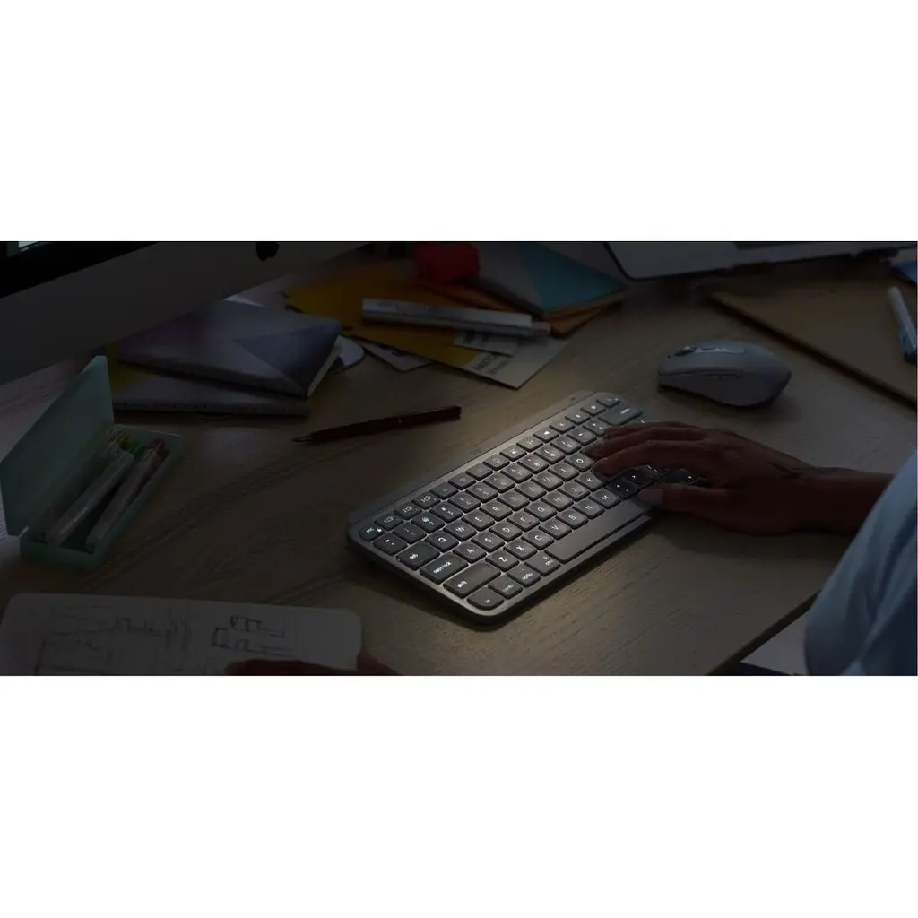 Клавіатура Logitech MX Keys Mini For Mac Wireless Illuminated Pale (920-010526) Grey [68419] - фото 6