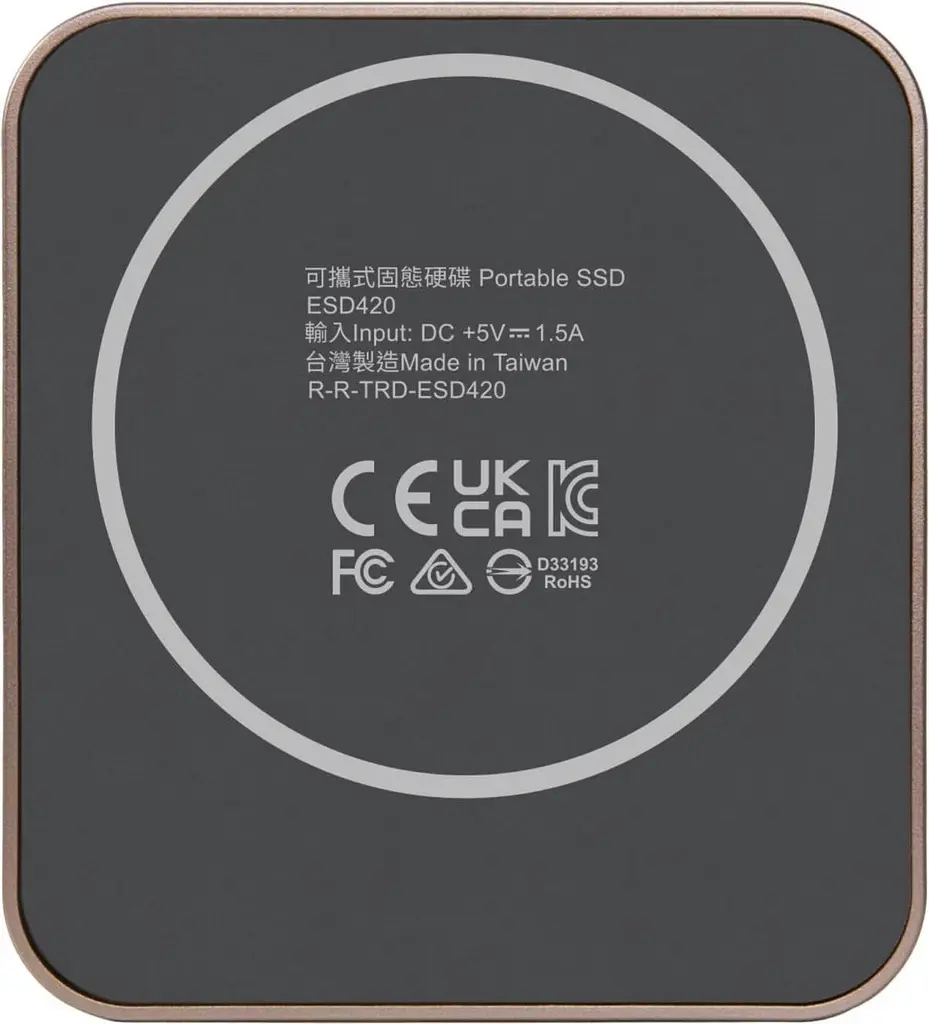 Накопитель SSD Transcend SSD 4TB ESD420 3D NAND TLC Champagne Gold (TS4TESD420G) - фото 3