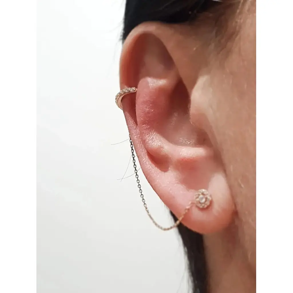 Золотая серьга-каффа на хеликс Favoritum. 211251 - фото 2