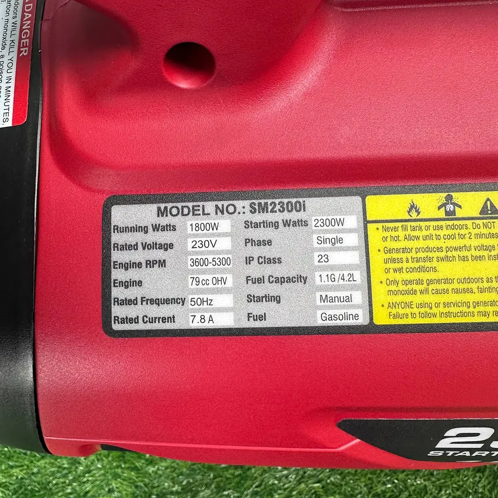 Інверторний бензиновий генератор iPower SM2300I (1.8/2.3 кВт) з дисплеєм, колесами та ручкою - фото 3