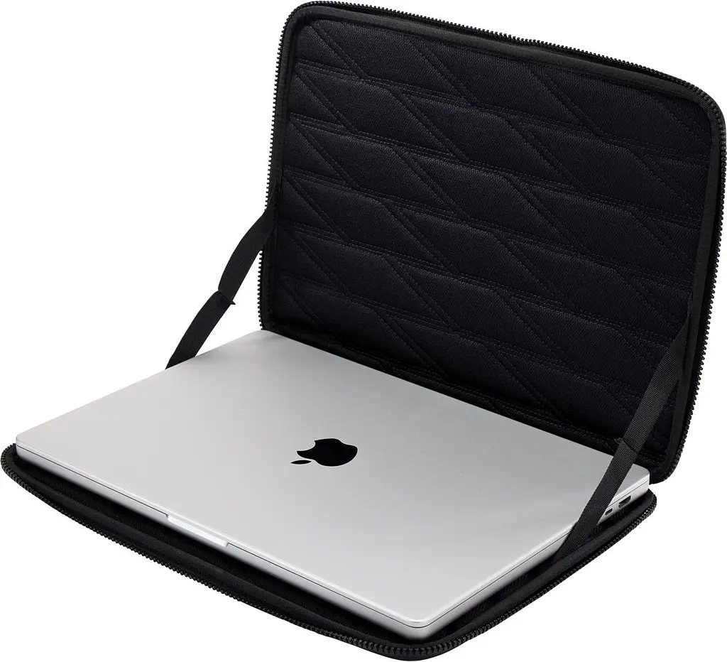 Чохол Thule Gauntlet MacBook 16" Pro Sleeve Black (TH 3204523) - фото 4