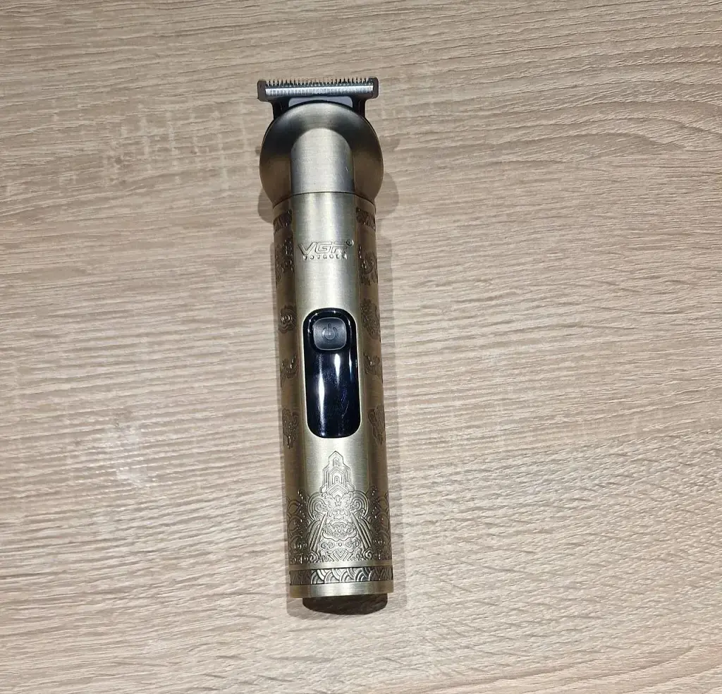 Набір для стрижки та грумінгу 8 в 1 VGR V-110 (Водонепроникний, LED-дисплей, USB) - фото 3