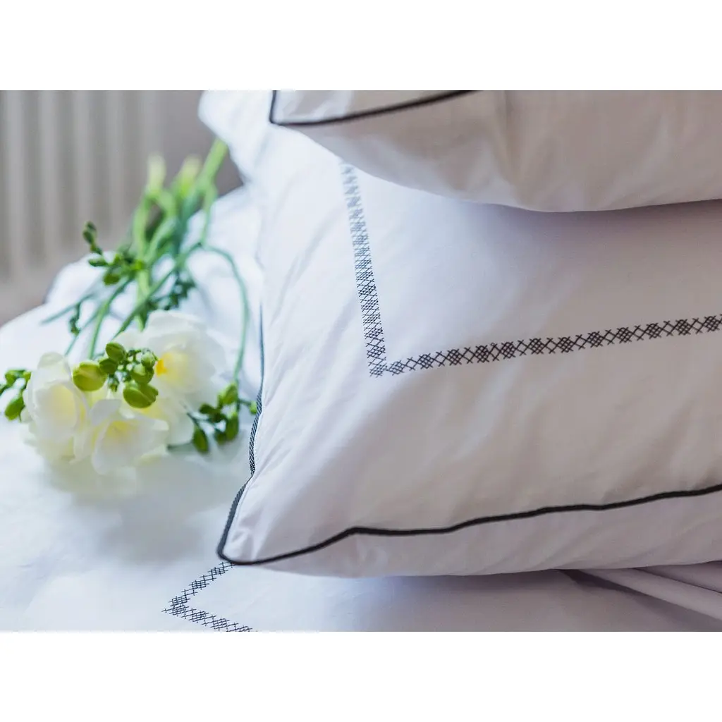 Комплект постельного белья Ecotton Premium евро перкаль вышивка с графитовым кантом (25141) - фото 8