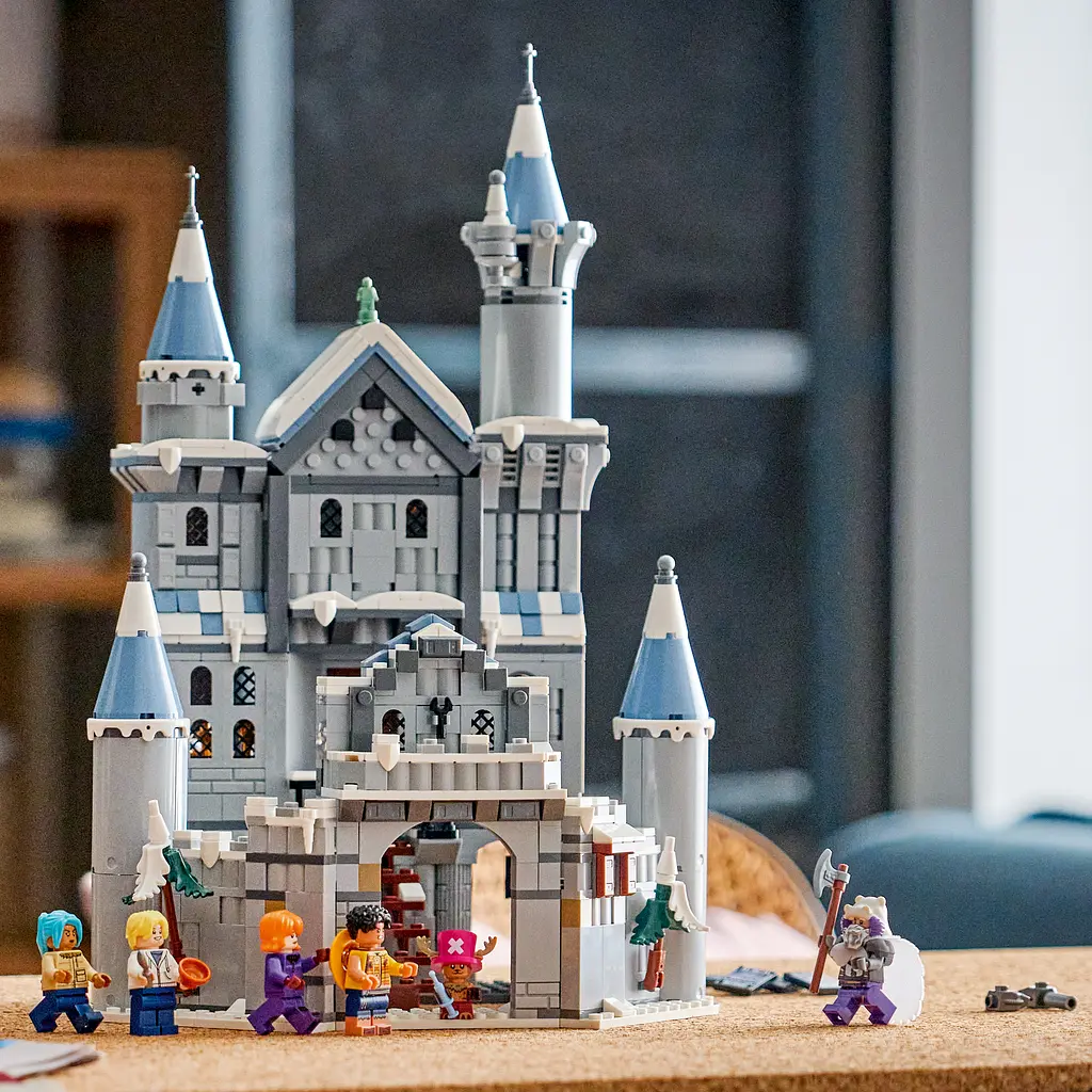 Конструктор LEGO One Piece Битва біля замку Драм 1038 ел. (75645) - фото 8