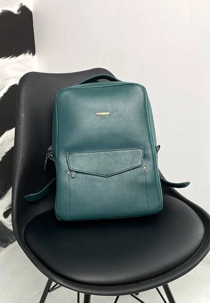 Кожаный женский городской рюкзак на молнии Cooper зеленый краст - фото 6